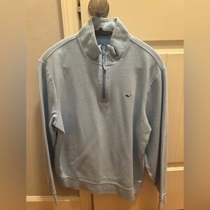 vineyard vines quarter zip light blue size medium like new